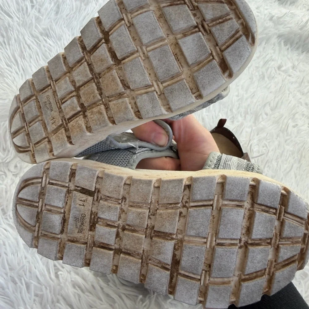 Bundle of 2 gray and Brown Kids Sandals summer